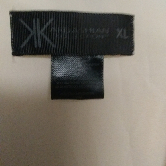 Kardashian White with Black Lace Blouse - Picture 2 of 3